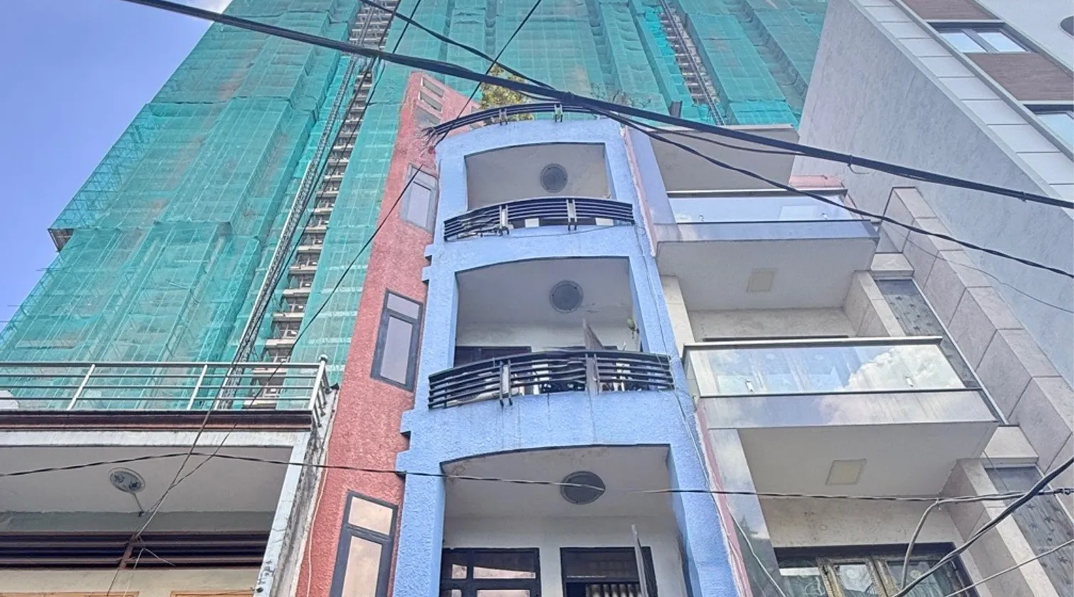 Nhà hẻm xe hơi trung tâm Quận 1 giá chỉ nhỉnh 14 tỷ, thu nhập 40 triệu/tháng... Bán nhà riêng tại Cầu Ông Lãnh, Hồ Chí Minh 01