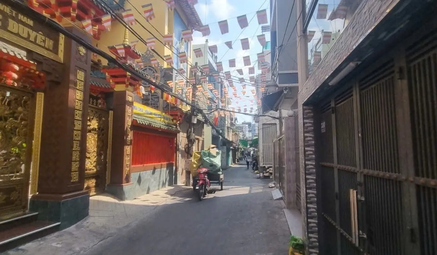 Nhà 3 tầng, 55m2, 3 phòng ngủ tại Xã Phường, giá nhỉnh 6.x tỷ... Bán nhà riêng tại Xóm Chiếu, Hồ Chí Minh 01