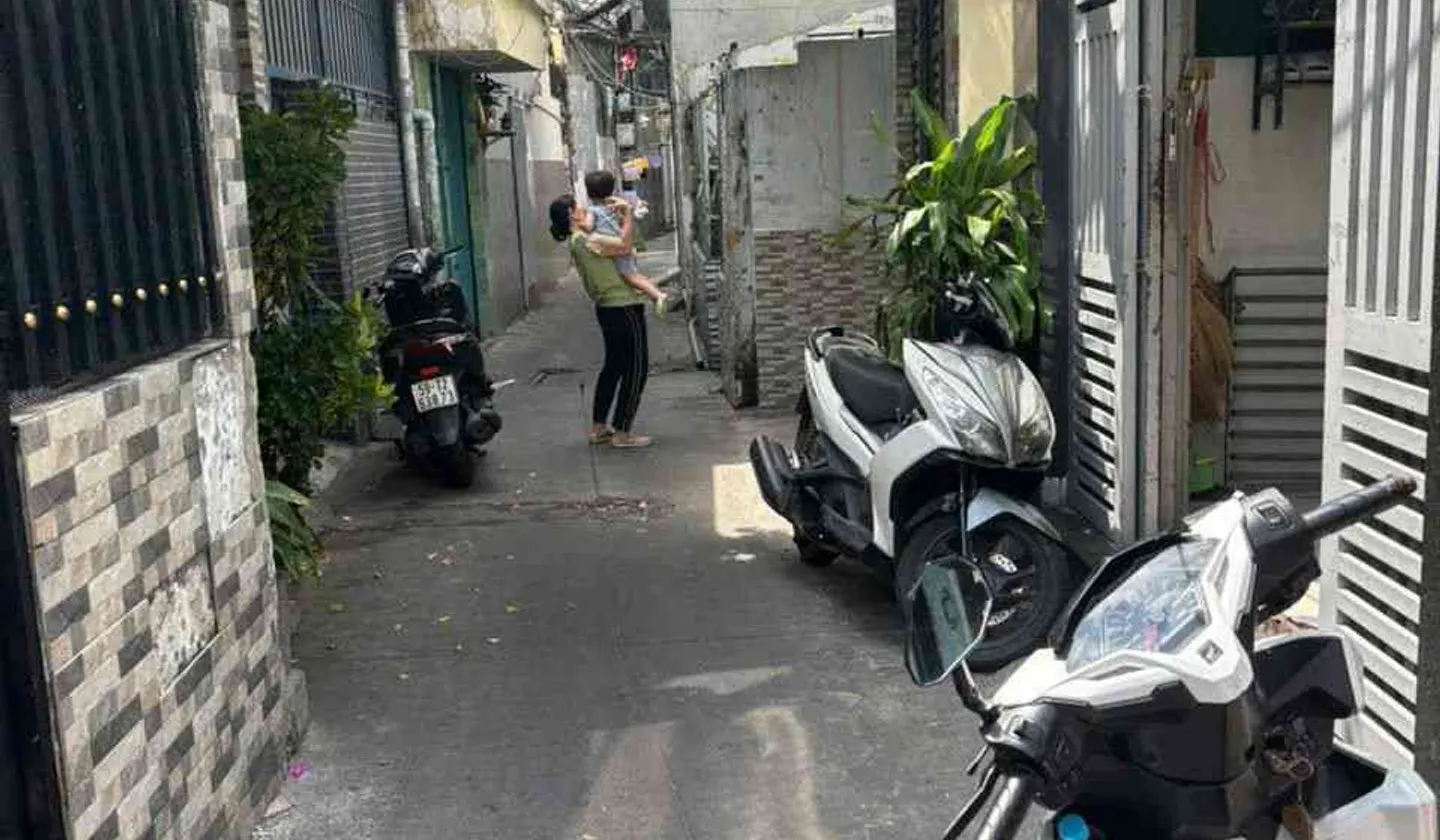 Nhà Nhỉnh 5t.ỷ ở Duơng bá Trạc - quận 8- DT 60m² - Hiện đang chia làm 3 căn cho thuê có thu nhậ... Bán nhà riêng tại Chánh Hưng, Hồ Chí Minh 01