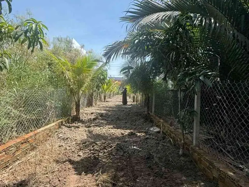 Bán đất 200m2 tại Phường Long Phước, Quận 9, TP HCM giá 4.49 tỷ... Bán đất tại Long Phước, Hồ Chí Minh 01