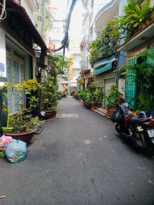 Bán nhà riêng 2 tầng diện tích 44m² tại khu vực Phan Xích Long, hẻm xe hơi thông thoáng... Bán nhà riêng tại Cầu Kiệu, Hồ Chí Minh 01