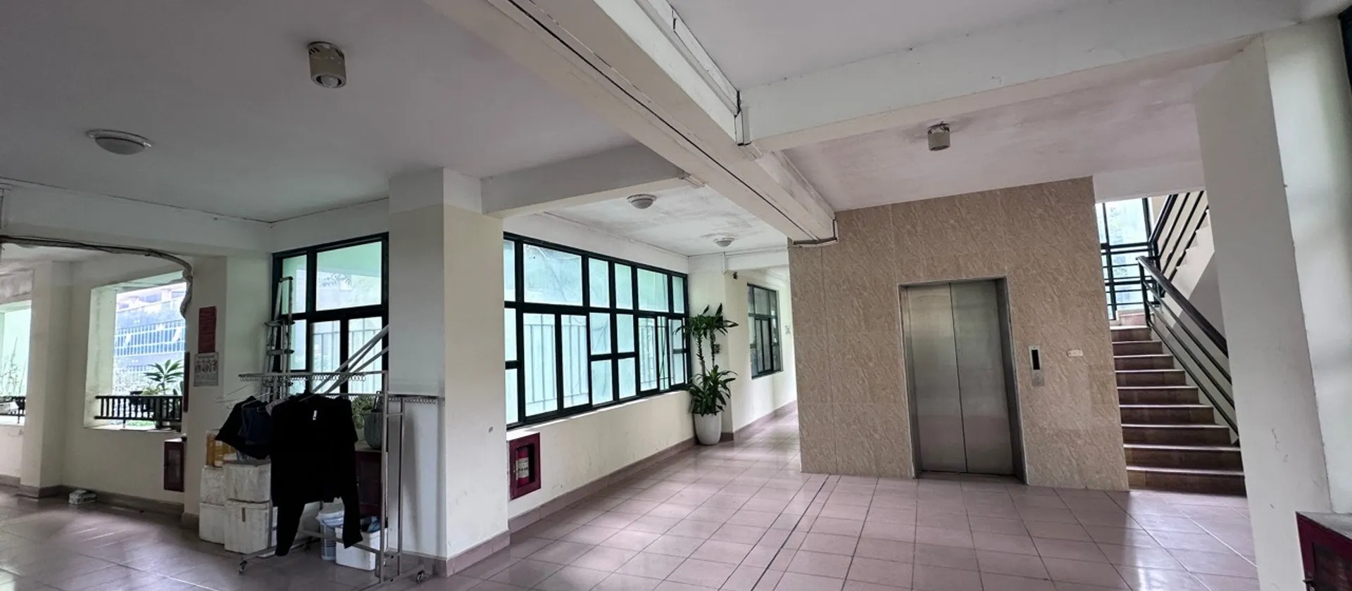 Căn hộ 3 phòng ngủ thoáng mát tại Phường Nghĩa Đô, Hà Nội, tiện ích đa dạng... Bán căn hộ chung cư tại Nghĩa Đô, Hà Nội 01