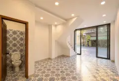 Nhà 5 tầng mặt phố Phú Nhuận, góc Nguyễn Văn Trỗi - Huỳnh Văn Bánh... Bán nhà mặt phố tại Phú Nhuận, Hồ Chí Minh 06