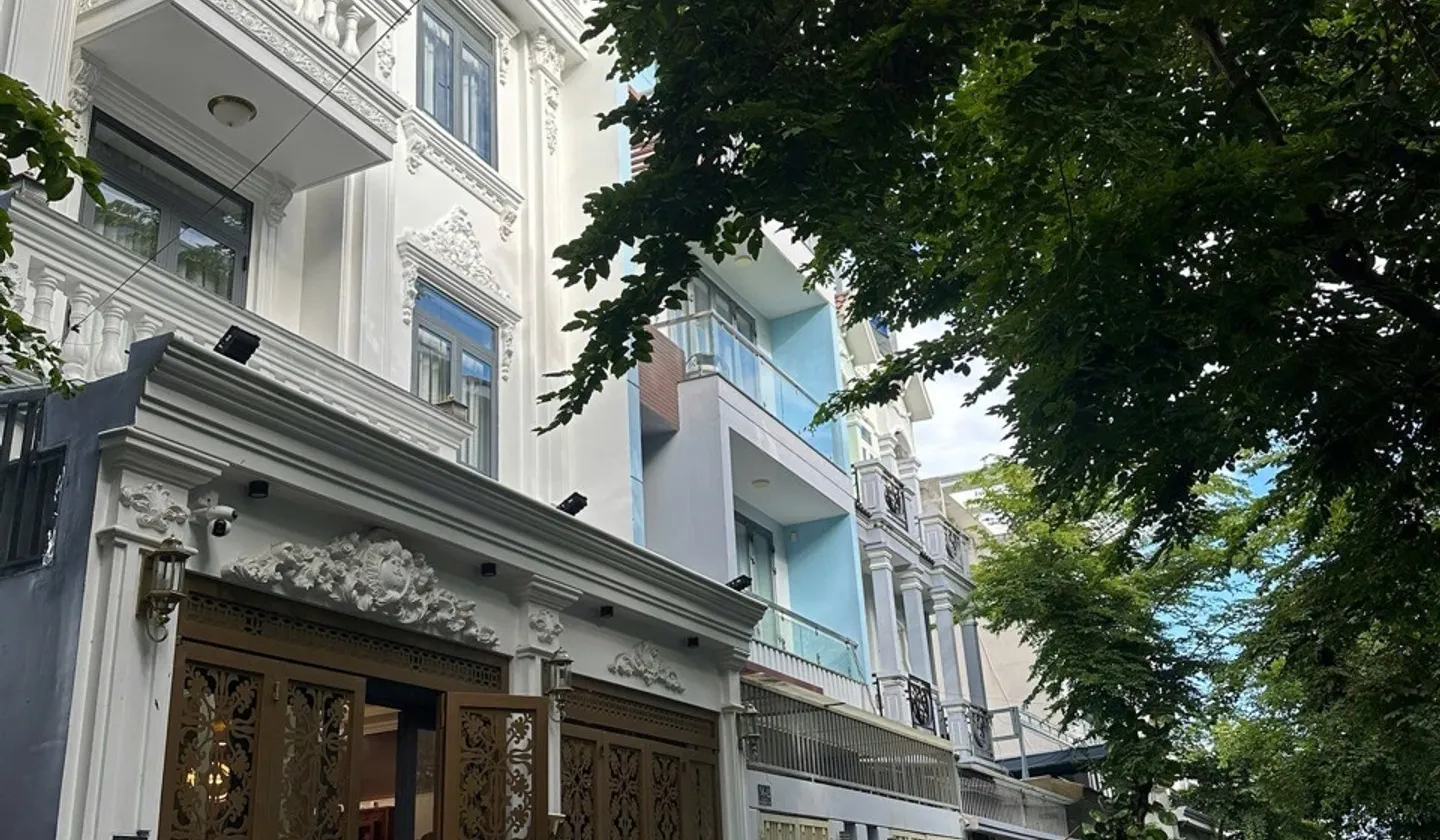 Cơ hội hiếm có sở hữu nhà 4 tầng đẳng cấp tại Huỳnh Tấn Phát với giá ưu đãi... Bán nhà riêng tại Nhà Bè, Hồ Chí Minh 01