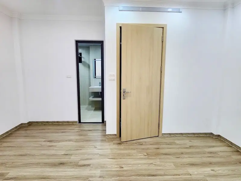 Bán nhà riêng 6 tầng tại phường Văn Miếu - Quốc Tử Giám, Hà Nội, giá hợp lý... Bán nhà riêng tại Văn Miếu - Quốc Tử Giám, Hà Nội 01