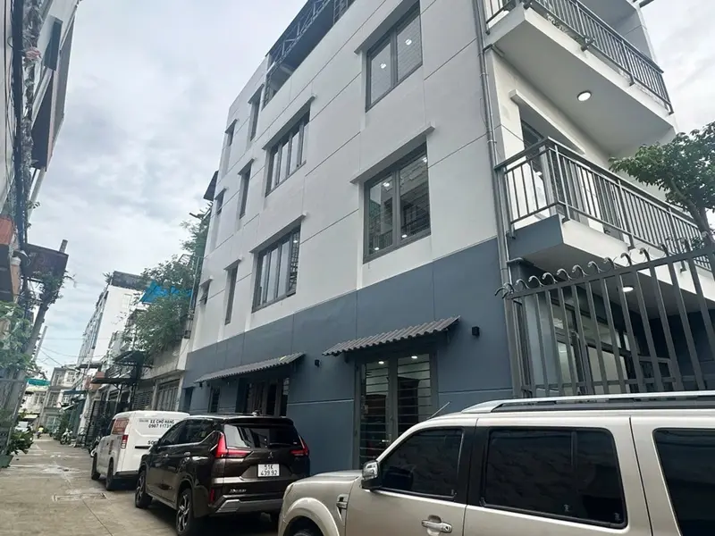 Nhà lô góc 4 tầng tại Vĩnh Lộc, thiết kế hiện đại thoáng mát... Bán nhà riêng tại Vĩnh Lộc, Hồ Chí Minh 01