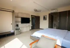 VILLA NGHỈ DƯỠNG GIỮA LÒNG SÀI GÒN - hơn 700m2 - HỒ BƠI & SÂN VƯỜN - TRUNG TÂM THỦ ĐỨC... Bán nhà mặt phố tại Thủ Đức, Hồ Chí Minh 03