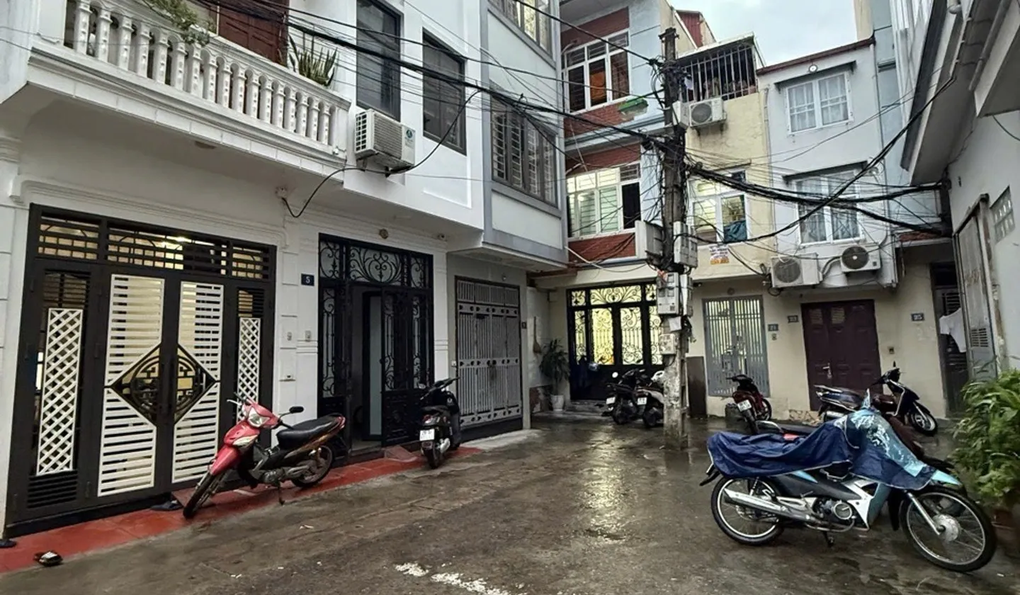 Nhà ngay khu trung tâm quận Hai Bà Trưng, ngõ oto thông sang phố Lạc Trung, Minh Khai.... Bán nhà riêng tại Vĩnh Tuy, Hà Nội 01
