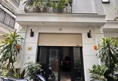 Bán nhà 5 tầng 4 phòng ngủ tại Phường Bồ Đề, Hà Nội giá 9.8 tỷ... Bán nhà riêng tại Bồ Đề, Hà Nội 02