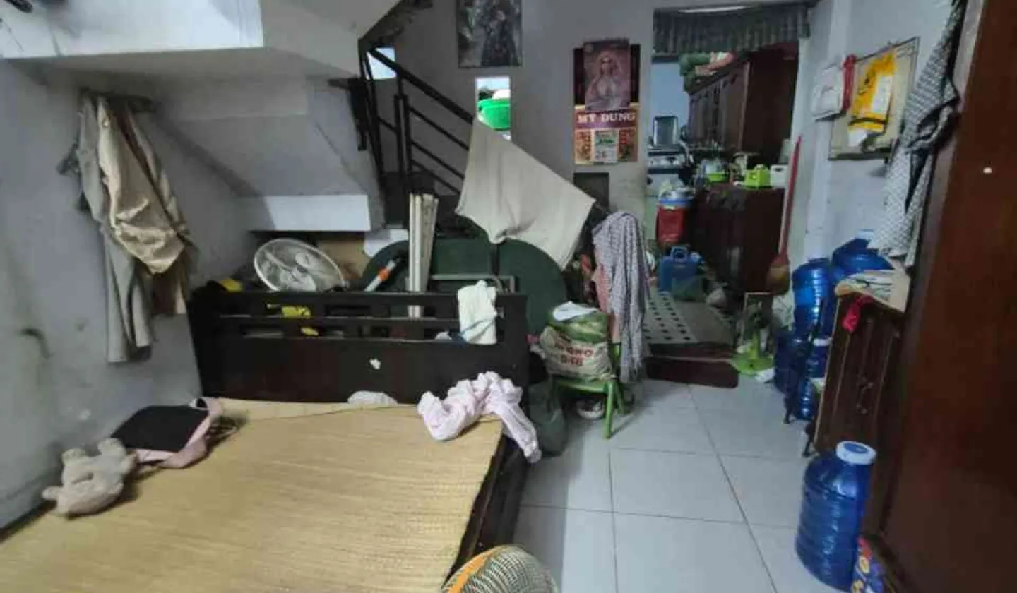NHỈNH 4 TỶ HƠN CÓ NGAY NHÀ TRUNG TÂM QUẬN 12 - KHU BUÔN BÁN SẦM UẤT - TIỆN ÍCH XUNG QUANH... Bán nhà mặt phố tại Trung Mỹ Tây, Hồ Chí Minh 01