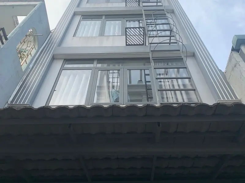 Bán nhà 4 tầng 11 phòng tại Quận 4, thu nhập 65 triệu/tháng... Bán nhà riêng tại Khánh Hội, Hồ Chí Minh 01