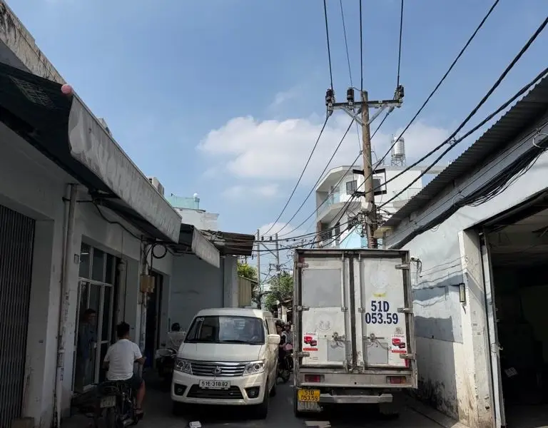 Nhà 2 tầng mặt tiền 4m, khu dân cư đông đúc Tân Phú giá 5 tỷ... Bán nhà riêng tại Phú Thạnh, Hồ Chí Minh 01