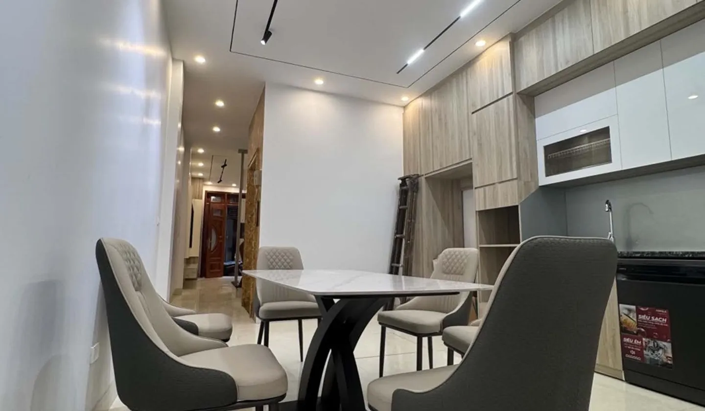 Bán nhà thang máy 5.5 tầng 60m2 tại Giải Phóng, gần Linh Đàm, đầy đủ nội thất, giá 16.5 tỷ... Bán nhà riêng tại Hoàng Liệt, Hà Nội 01