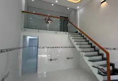 Nhà Hẻm Xe Hơi Trung Mỹ Tây 2 Tầng 2 Phòng Ngủ Giá Chỉ 3,9 Tỷ - Cơ Hội Sở Hữu Hiếm Có... Bán nhà riêng tại Trung Mỹ Tây, Hồ Chí Minh 02