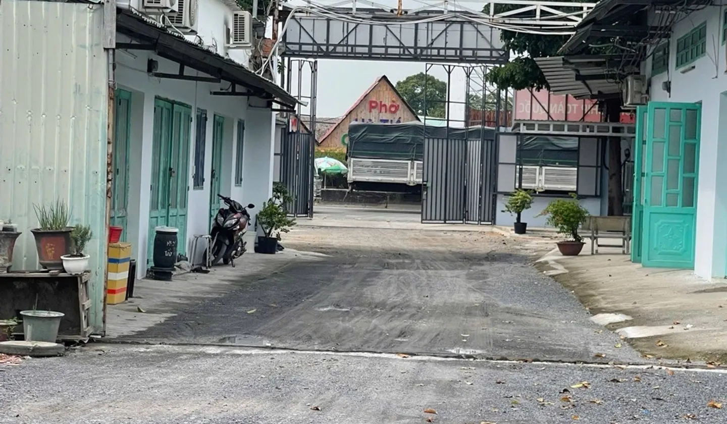 Bán nhà mặt phố xã Tân Nhựt, diện tích lớn, giá 45 tỷ... Bán nhà mặt phố tại Tân Nhựt, Hồ Chí Minh 01