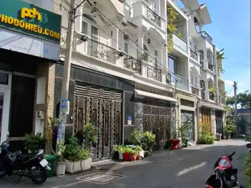Bán nhà Hiệp Bình 4 tầng , 4 phòng ngủ, đường xe tải đậu tận cửa, gần Gigamall Phạm Văn Đồng.... Bán nhà riêng tại Hiệp Bình, Hồ Chí Minh 01