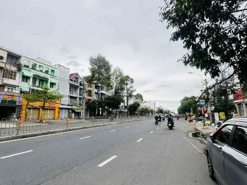 Bán nhà mặt phố 4 tầng, diện tích 80m² tại Phường Tân Tạo, TP.HCM... Bán nhà mặt phố tại Tân Tạo, Hồ Chí Minh 01