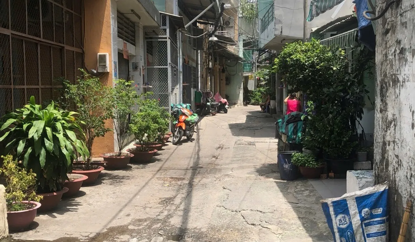 ÂU CƠ QUẬN 11 - HẼM THÔNG - KHU NHÀ CAO TẦNG - CÁCH HXH 5m... Bán nhà riêng tại Hòa Bình, Hồ Chí Minh 01