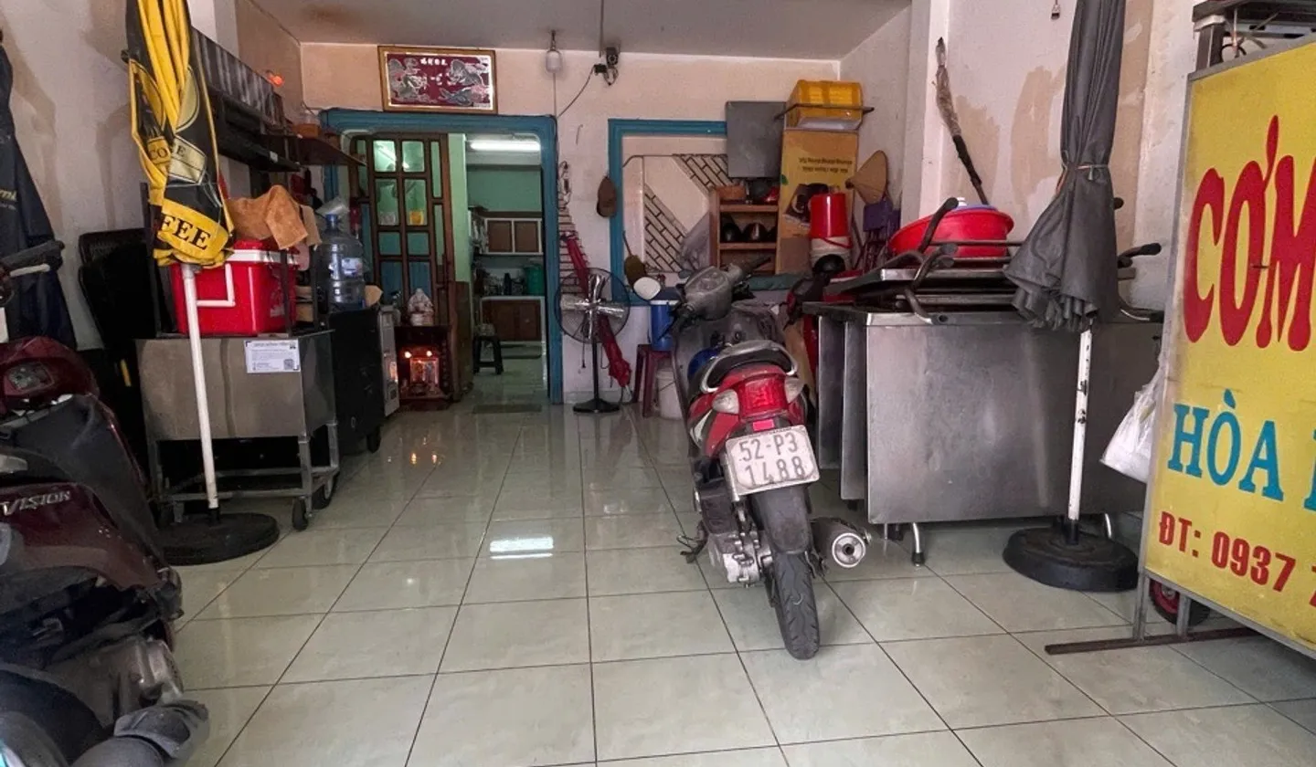 Mặt tiền Hòa Bình Tân Phú 4x15.5m 4 tầng kinh doanh sầm uất... Bán nhà mặt phố tại Phú Thạnh, Hồ Chí Minh 01