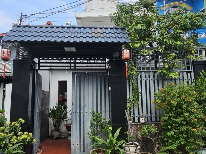 Bán nhà riêng 2 tầng, 81m2 tại phường Tân Sơn Nhì, Hồ Chí Minh, hẻm xe hơi, pháp lý đầy đủ... Bán nhà riêng tại Tân Sơn Nhì, Hồ Chí Minh 01