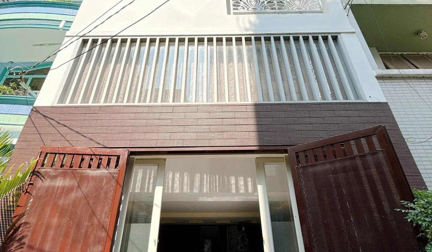 Bán nhà riêng quận trung tâm, diện tích 36m2, hẻm xe hơi, pháp lý đầy đủ... Bán nhà riêng tại Tân Hưng, Hồ Chí Minh 01