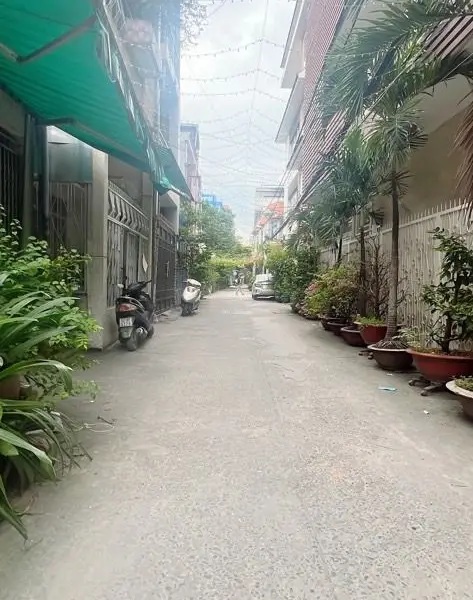 Nhà 5 tầng hẻm xe tải sát công viên Lê Thị Riêng, giá cực tốt... Bán nhà mặt phố tại Tân Bình, Hồ Chí Minh 01