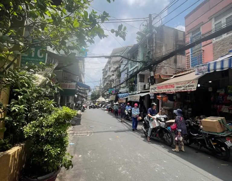 Mặt tiền kinh doanh Đoàn Văn Bơ - 2 Tầng - 32m² - Nhỉnh 4 tỷ - Sổ vuông đẹp... Bán nhà mặt phố tại Xóm Chiếu, Hồ Chí Minh 01
