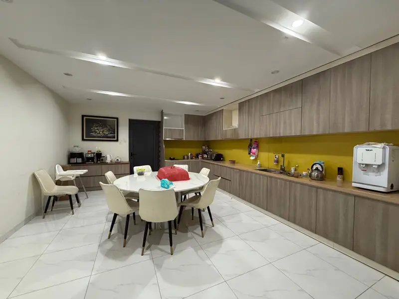 🔥 **8,9 TỶ – 100M² ĐẤT, GẦN 290M² SỬ DỤNG: ĐIỂM ĐÁNG CHÚ Ý NẰM Ở CÔNG NĂNG!**... Bán nhà mặt phố tại Cẩm Lệ, Đà Nẵng 01