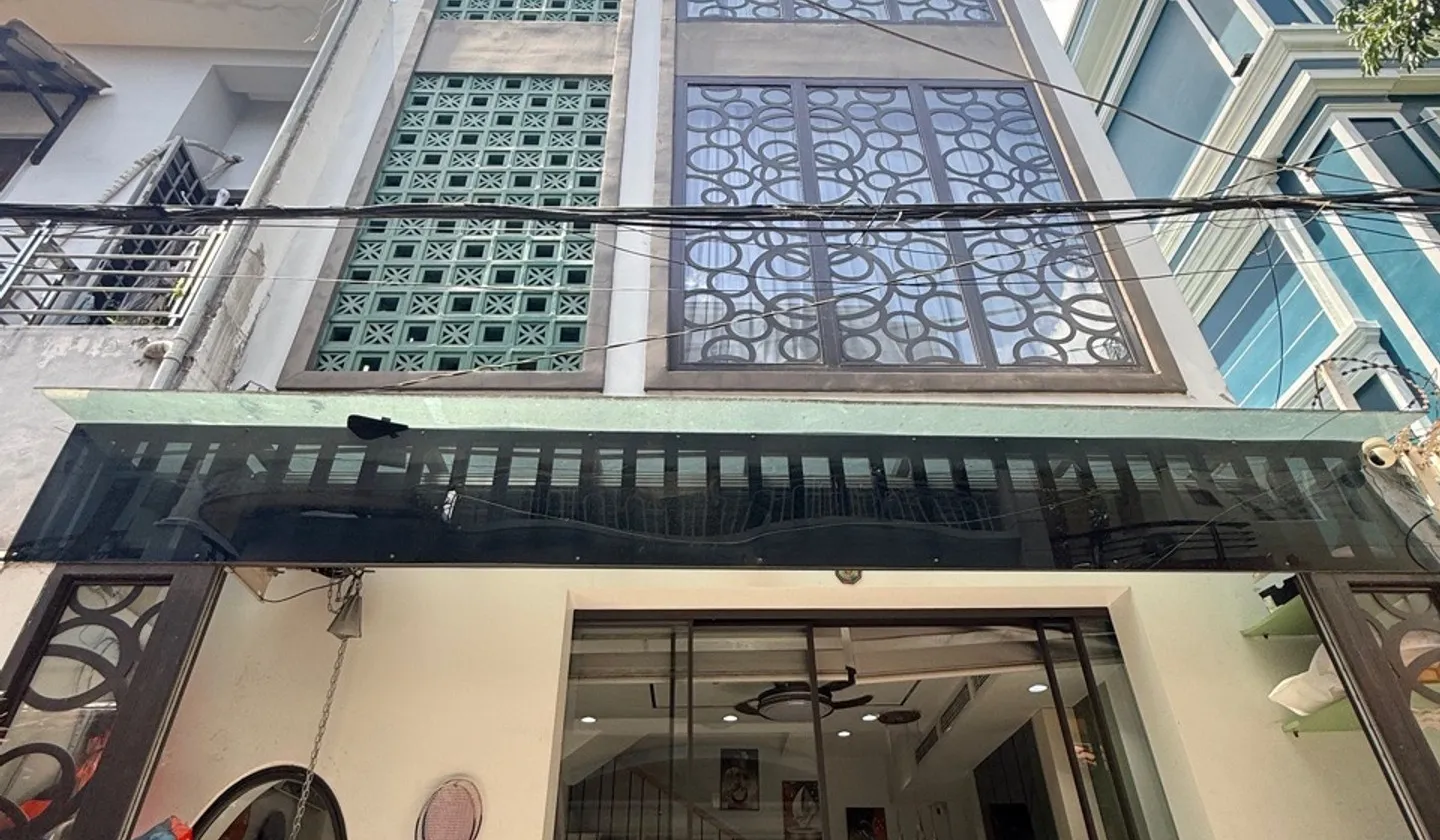 Nhà mớ4 TẦNG – HXH ĐỖ CỬA – KHU VIP TÂN SƠN NHÌ – 35M² – FULL NỘI THẤT – 6 TỶ 💥
- 5.05 x 7m .... Bán nhà riêng tại Tân Sơn Nhì, Hồ Chí Minh 01