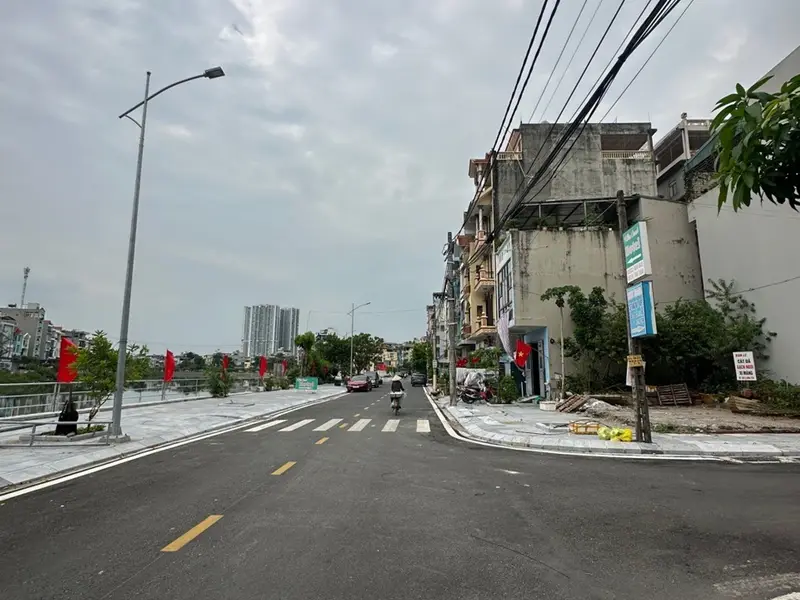 Bán nhà mặt phố lô góc 3 mặt thoáng tại Cao Xanh, Hạ Long, view sông... Bán nhà mặt phố tại Cao Xanh, Quảng Ninh 01