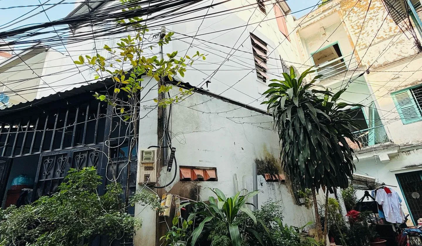 Nhà 3 tầng diện tích 62m² tại Điện Biên Phủ, P17. Dòng tiền ổn định từ 9 phòng, tiền năng tăng gía... Bán nhà riêng tại Gia Định, Hồ Chí Minh 01