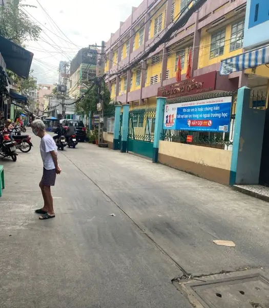 SÁT MẶT TIỀN LẠC LONG QUÂN - KHU VỰC KINH DOANH CHỢ TÂN BÌNH - XE HƠI ĐẬU TRONG NHÀ - 4 TẦNG BTCT... Bán owner_side tại Bảy Hiền, Hồ Chí Minh 01