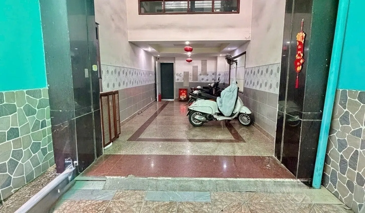 Nhà Tân Bình - Âu Cơ, 6 tầng ở ngay - KD CHDV - VP, ngang 4m - dài 19m - hơn 13 tỷ.... Bán nhà riêng tại Bảy Hiền, Hồ Chí Minh 01