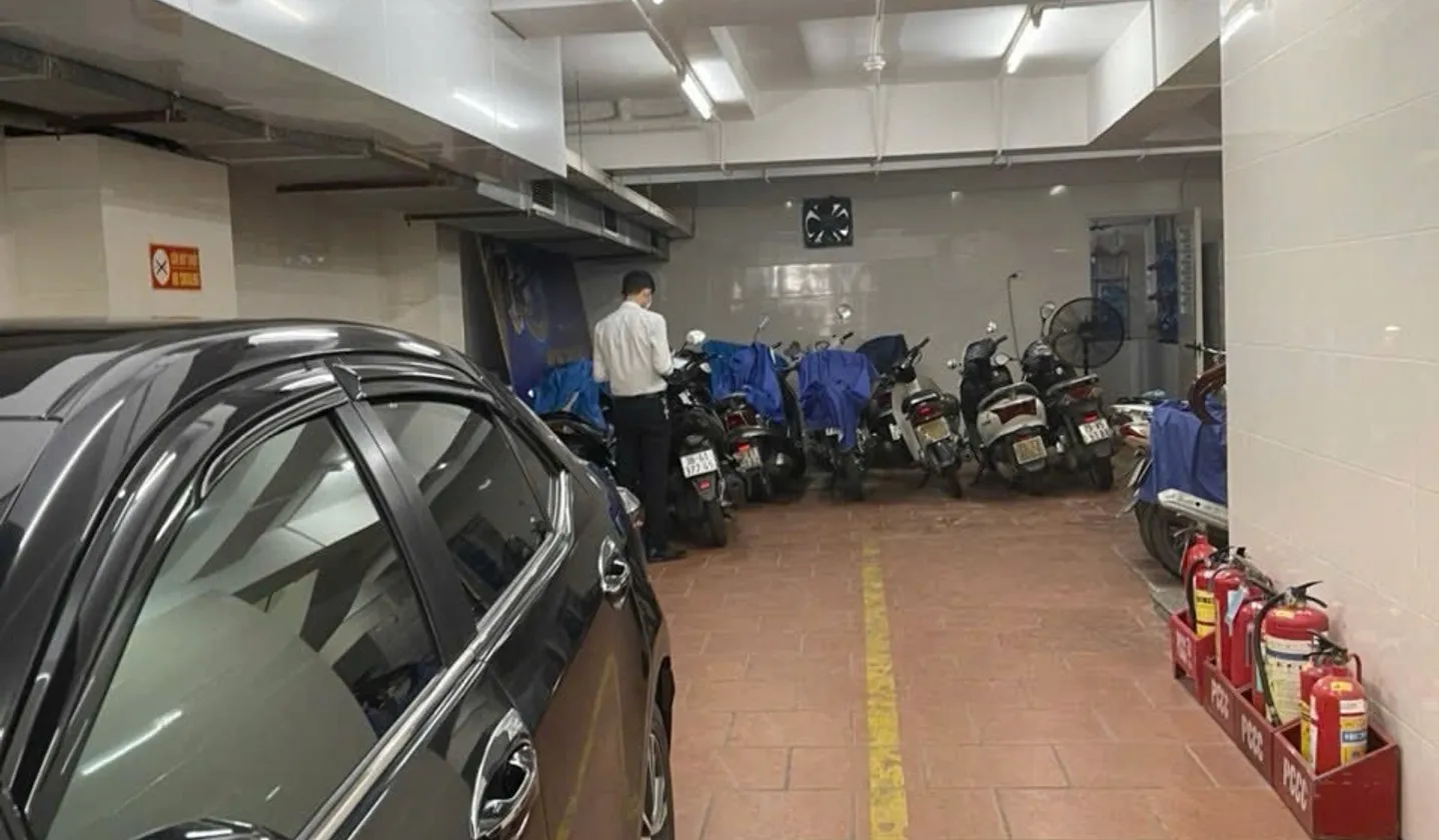 Bán toà văn phòng 8 tầng mặt phố Tuệ Tĩnh - Hoà Mã, dt~200m, mt 7m, giá tốt... Bán văn phòng tại Hai Bà Trưng, Hà Nội 01