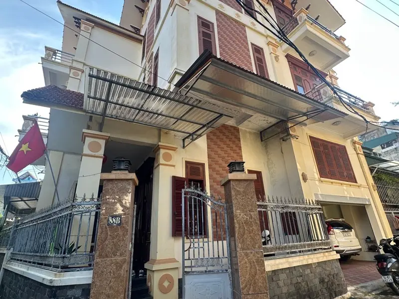 🏡 BIỆT THỰ 3 TẦNG CẠNH CÔNG AN TỈNH – HAI MẶT THOÁNG, GIÁ 5,6 TỶ... Bán nhà riêng tại Hạ Long, Quảng Ninh 01