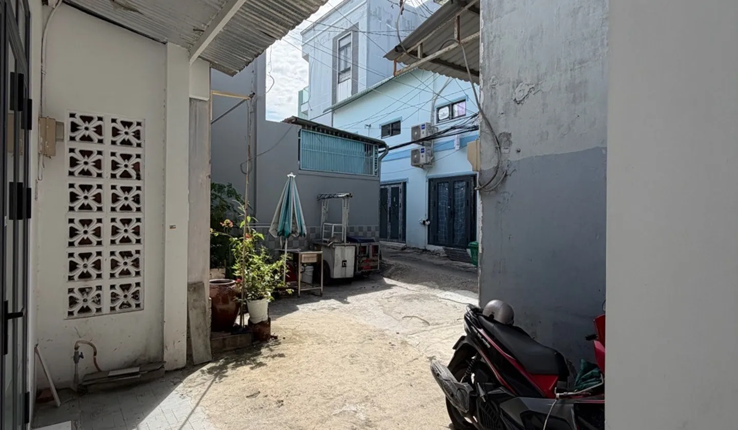 Băn nhà Trung Tâm Linh Chiểu –67.9M² - Chỉ 4.98 t.ỷ - Gần Vincom Võ Văn Ngân Thủ Đức – Ngang 5.3M... Bán nhà riêng tại Thủ Đức, Hồ Chí Minh 01