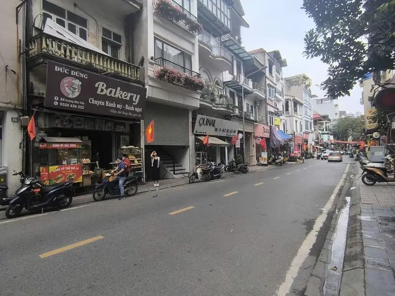 Bán nhà mặt phố 5 tầng trung tâm Hoàng Như Tiếp, diện tích 71m², mặt tiền siêu khùng giá TL sâu... Bán nhà mặt phố tại Bồ Đề, Hà Nội 01