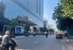 Nhà mặt phố - 222m² - Ba Đình, Hà Nội - 350 tỷ... Bán nhà mặt phố tại Ba Đình, Hà Nội 02