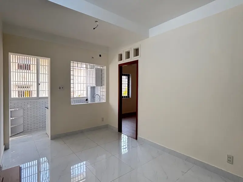 CHUNG CƯ LẦU 1 -2 PHÒNG NGỦ- NHÀ MỚI ĐẸP - KHU CƯ XÁ CỰC YÊN TĨNH - DÂN TRÍ - KHU NHÀ CAO TẦNG... Bán căn hộ chung cư tại Đức Nhuận, Hồ Chí Minh 01
