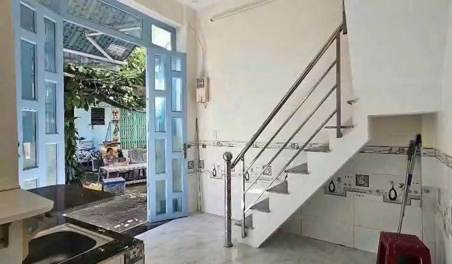 Bán nhà 2 tầng diện tích 13.5m2 tại Phường Phú Định, TP. Hồ Chí Minh... Bán nhà riêng tại Phú Định, Hồ Chí Minh 01