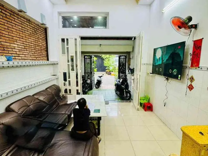 Bán nhà mặt phố 4 tầng nở hậu Tân Phú giá 10.8 tỷ... Bán nhà mặt phố tại Phú Thạnh, Hồ Chí Minh 01