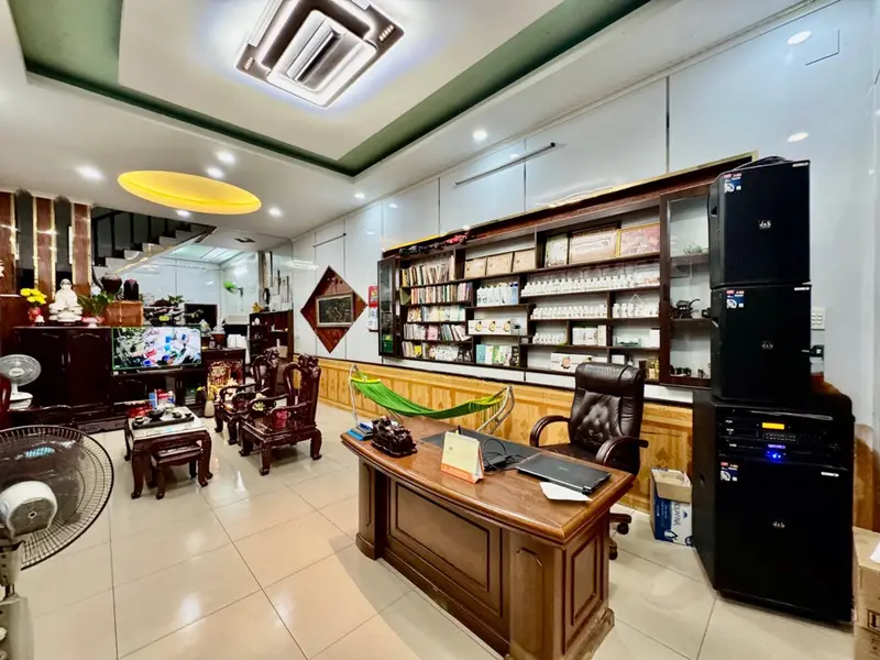 NHÀ ĐẸP 102M² BTCT – HẺM QE TẢI NÉ NHAU – KẾ BÊN MEGA Q12 🔥
🏡 NHÀ 3 TẦNG – 4PN- 3WC : 6.5 Tỷ... Bán nhà riêng tại Tân Thới Hiệp, Hồ Chí Minh 01