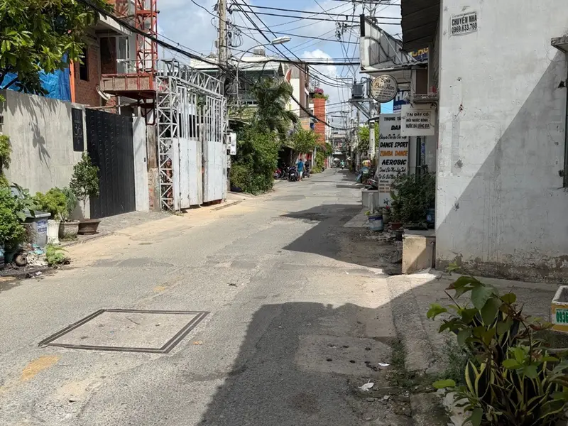 🔥GIÁ CHỈ 4,15 TỶ! 🔥
🏡 NHÀ 2 TẦNG – TRUNG MỸ TÂY-NGUYỄN ẢNH THỦ - Q12 - 4x12m. 🇻🇳... Bán nhà riêng tại Trung Mỹ Tây, Hồ Chí Minh 01