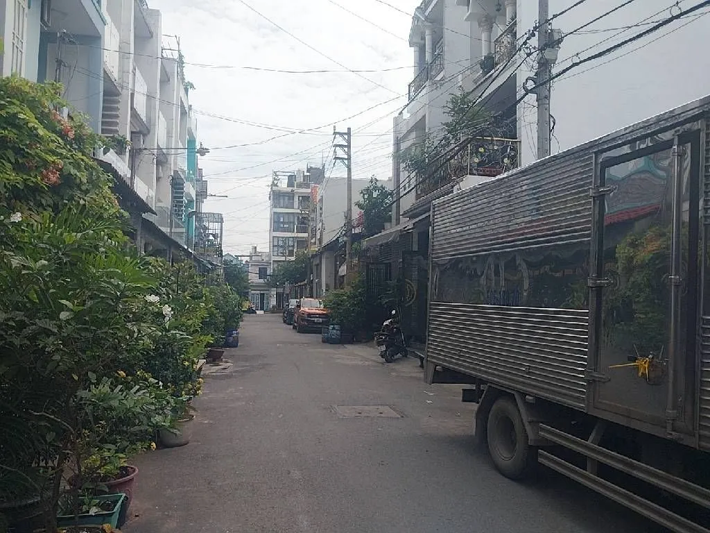 🔥 NHÀ 4 TẦNG LIÊN KHU 5-6 – HẺM 8M – Ô TÔ NGỦ TRONG NHÀ 🔥
📐 4 x 19,5m = 78m² | 1 trệt 3 lầu... Bán nhà riêng tại Bình Tân, Hồ Chí Minh 01