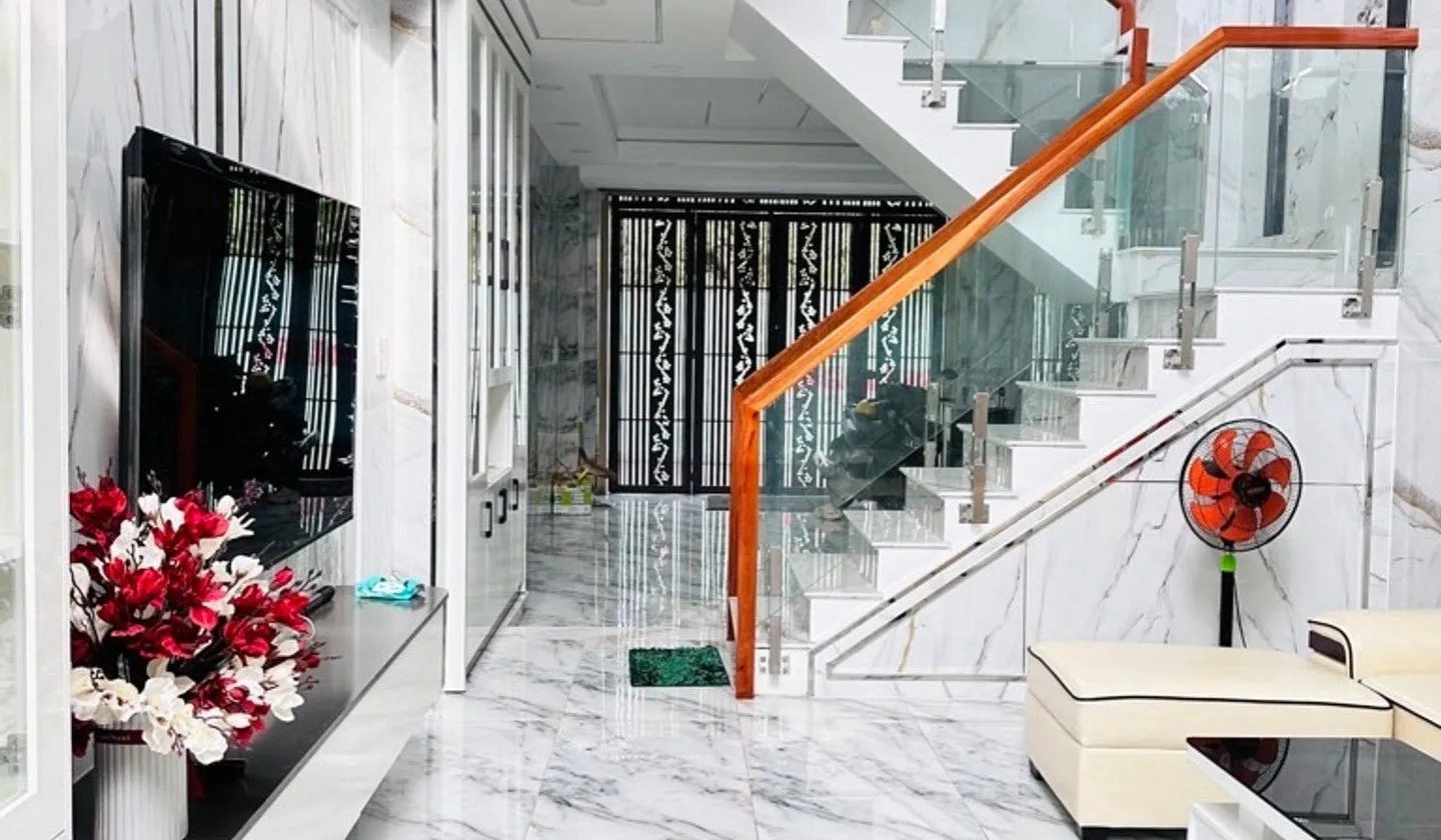 Nhà phố 5 tầng giá giảm sốc, vị trí đắc địa Quận 12 - Cơ hội sở hữu hiếm có... Bán nhà mặt phố tại Thới An, Hồ Chí Minh 01