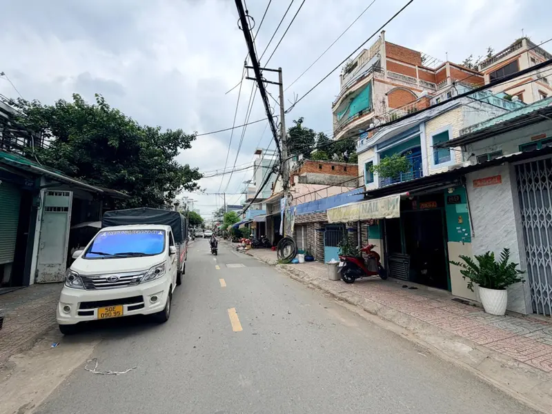 Bán nhà mặt phố tại Quận 8, nhà 2 tầng diện tích 33m² mặt tiền rộng 3.3m... Bán nhà mặt phố tại Chánh Hưng, Hồ Chí Minh 01