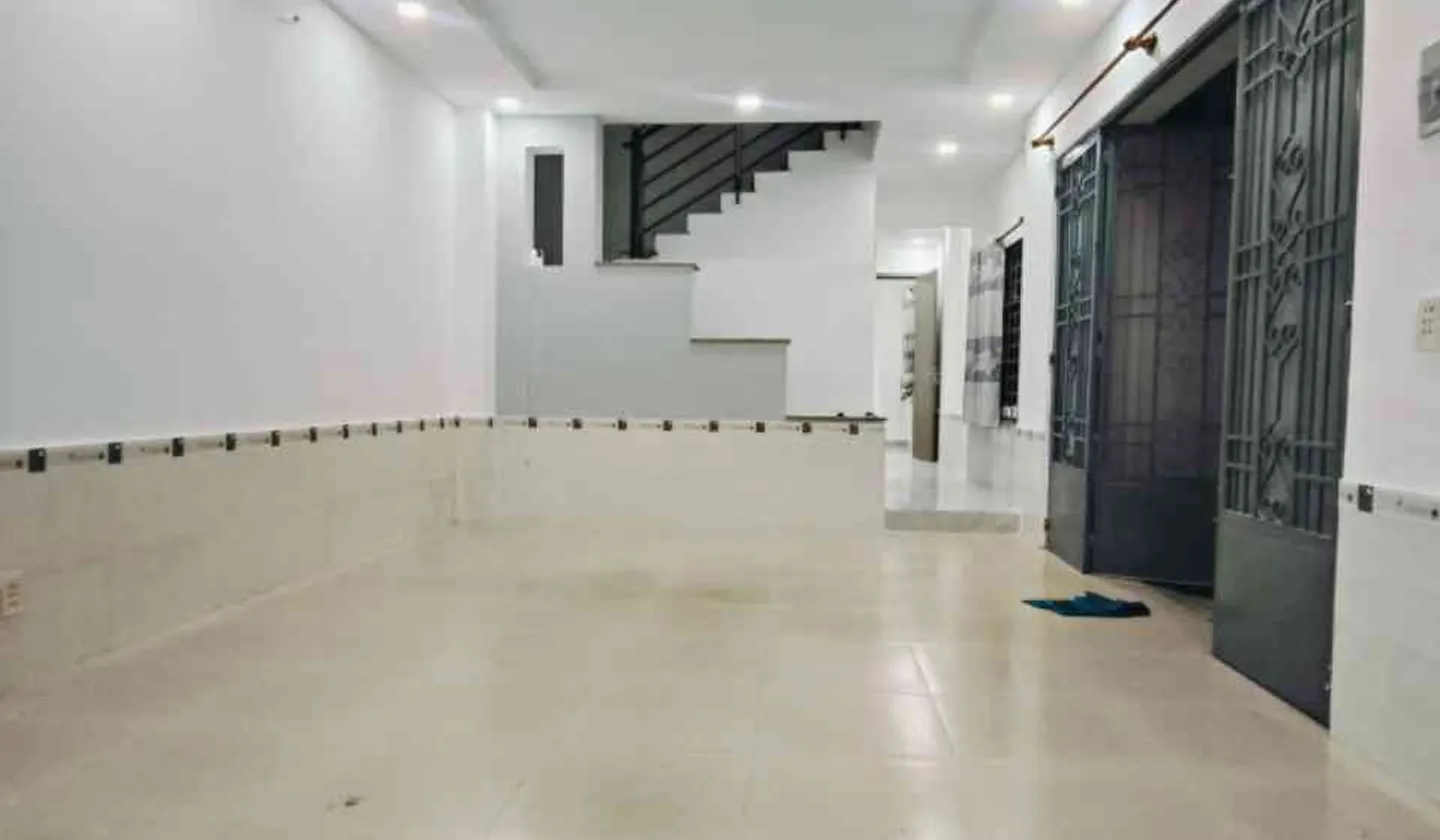 👉QUẬN 8- ĐƯỜNG TÁM DANH $ HẠ Giá chào mới 7.3 TL
👉DT:56 M2 (4 ×14) vuông
👉Chủ đã cho thuê dòng t... Bán nhà riêng tại Chánh Hưng, Hồ Chí Minh 01