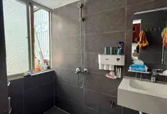 Căn hộ 2 phòng ngủ tại khu tập thể Nhà Máy In Tiền, Phạm Văn Đồng, tiện nghi và an ninh... Bán căn hộ chung cư tại Nghĩa Đô, Hà Nội 06