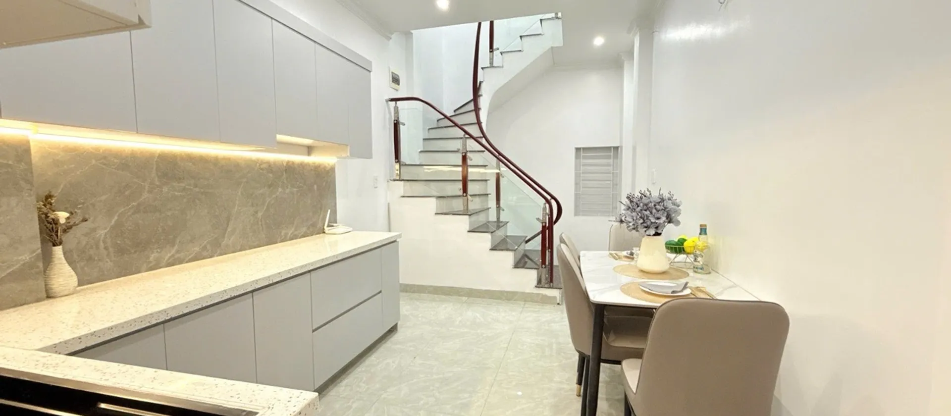 Nhà mặt phố 3 tầng, vị trí đắc địa gần trung tâm thương mại hàng đầu... Bán nhà mặt phố tại An Biên, Hải Phòng 01