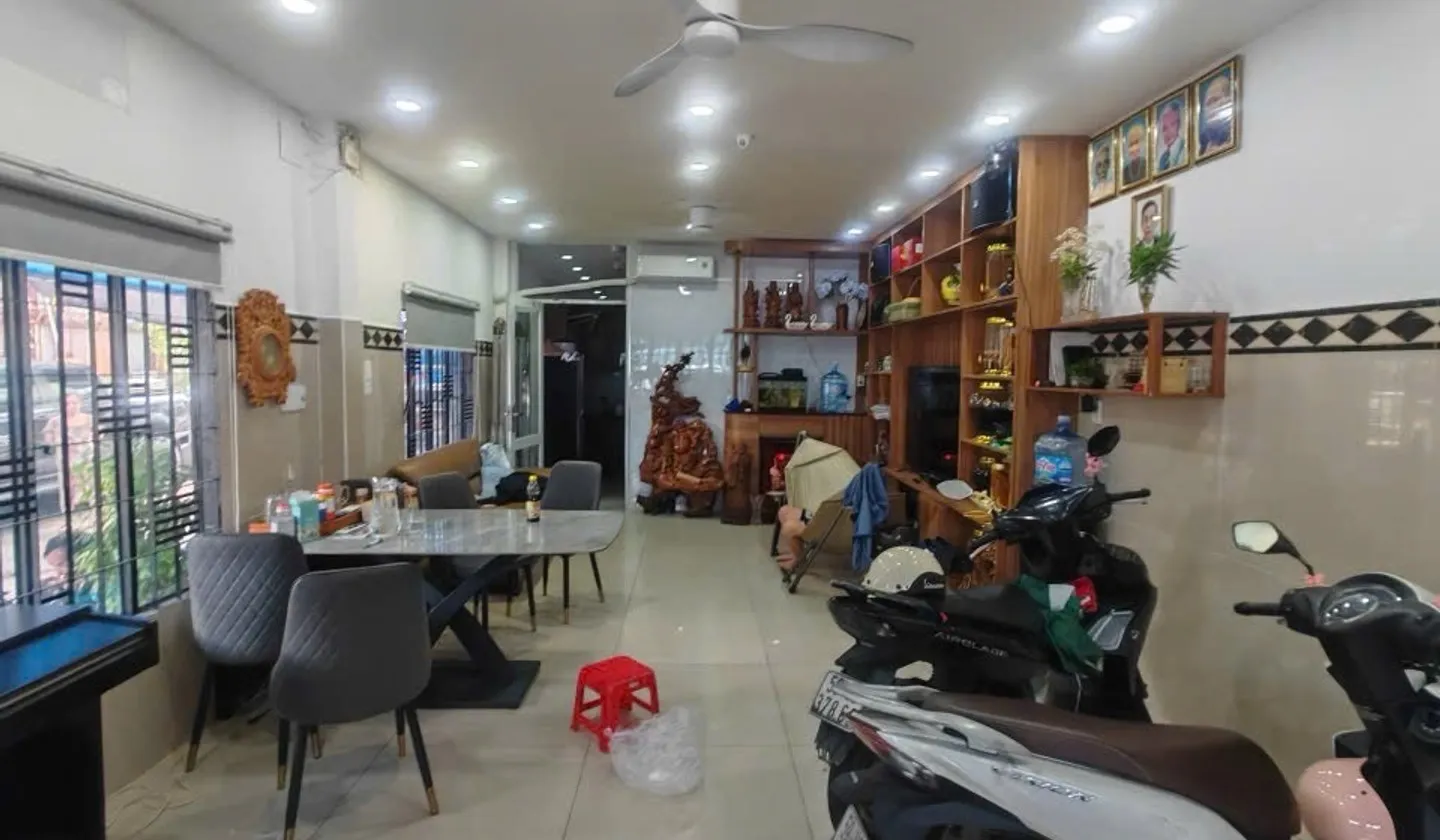 Nhà góc 2 mặt tiền Cao Thắng - 10 phòng CHDV, thu nhập 60 triệu/tháng... Bán nhà riêng tại Hòa Hưng, Hồ Chí Minh 01